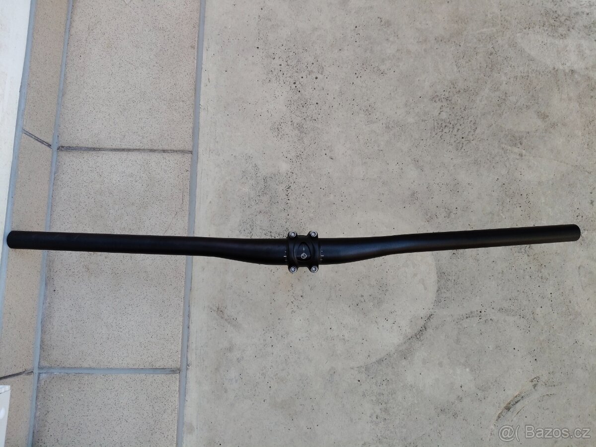 Řidítka a predstavec