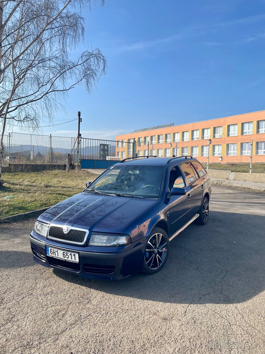 Škoda Octavia 1U
