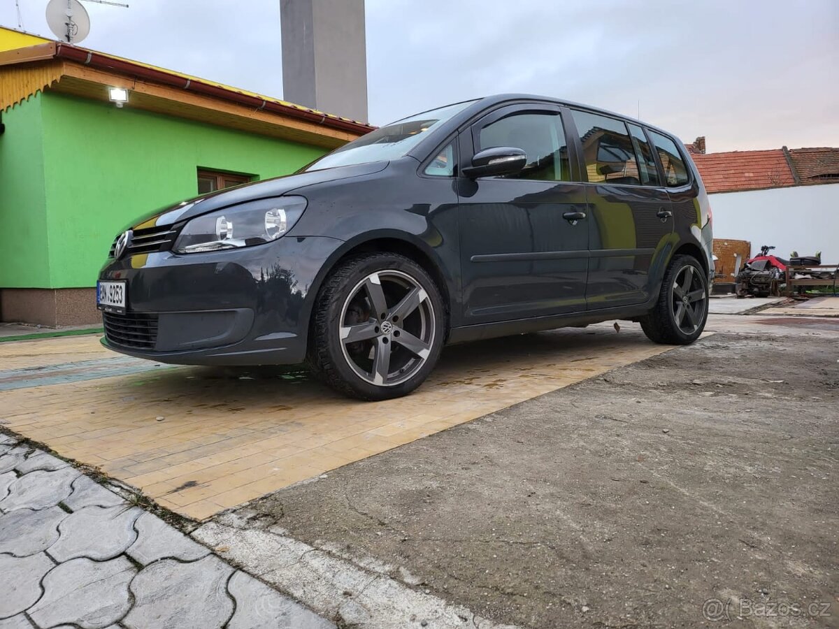 VW Touran 2.0 TDi