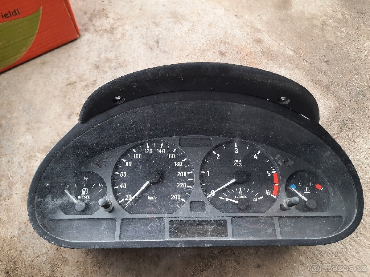Budíky BMW e46 diesel