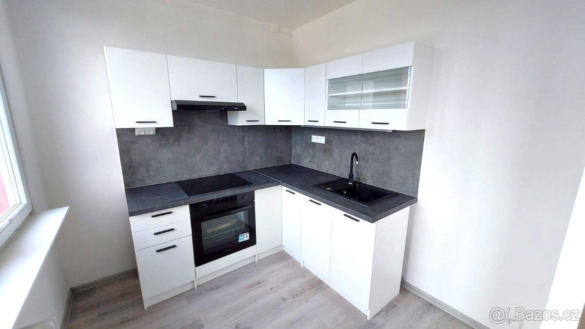 Pronájem bytu 3+1, 72 m2, Javorová 3105, Most PO KOMPLETNÍ R