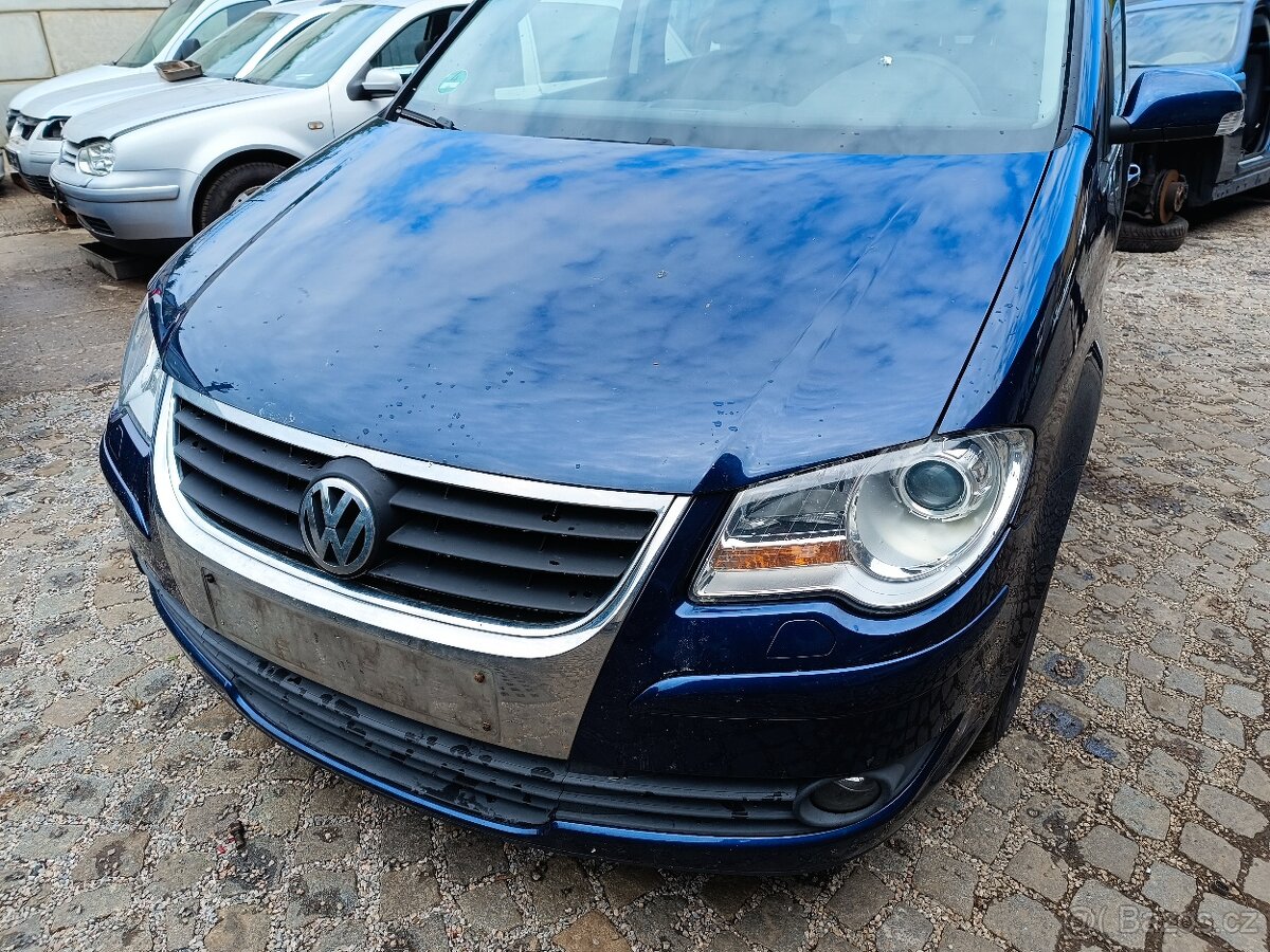 Volkswagen Touran kombi r.07 1.9 Díly