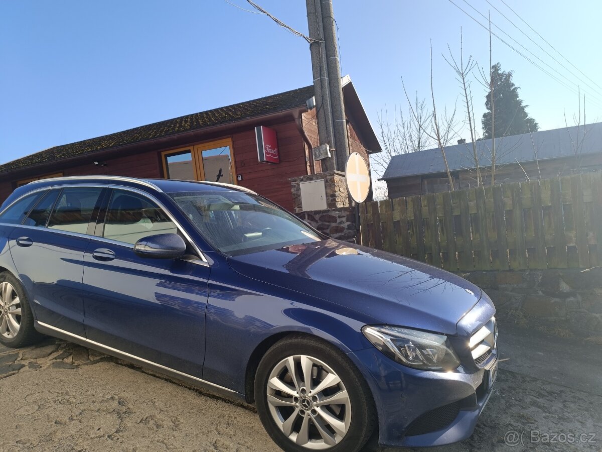 Mercedes C 220