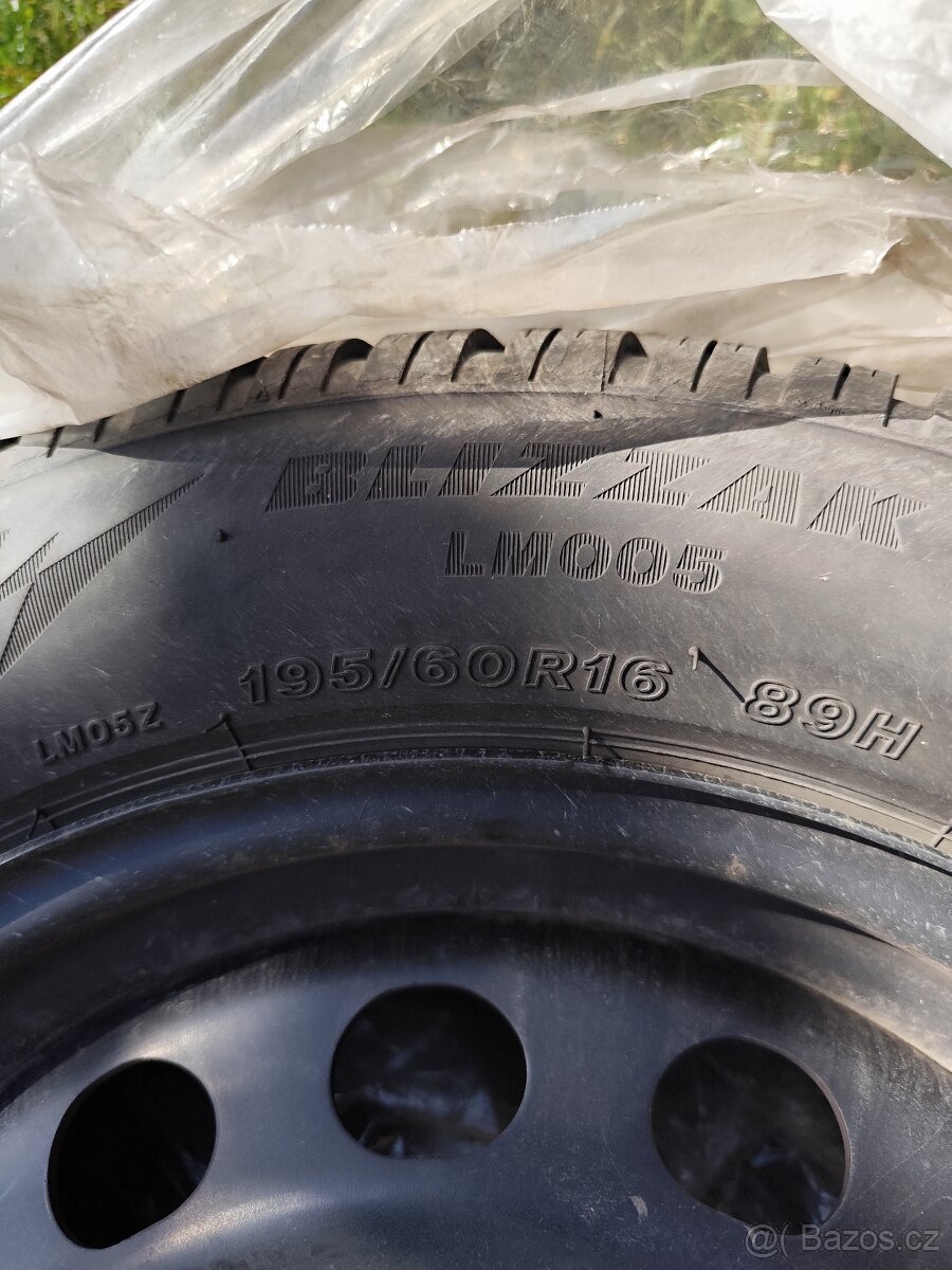 Zimní pneumatiky R16 195/60