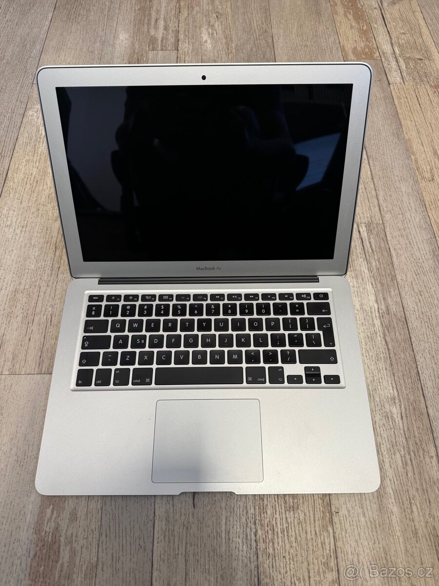 Apple MacBook Air 13" 2017 i5, 8GB RAM, 128GB SSD