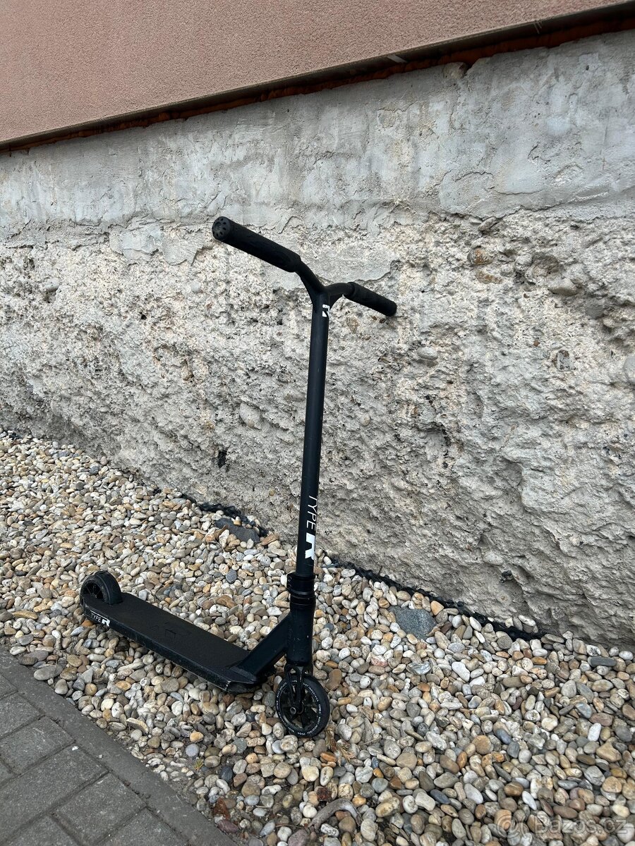 Freestyle koloběžka Typer