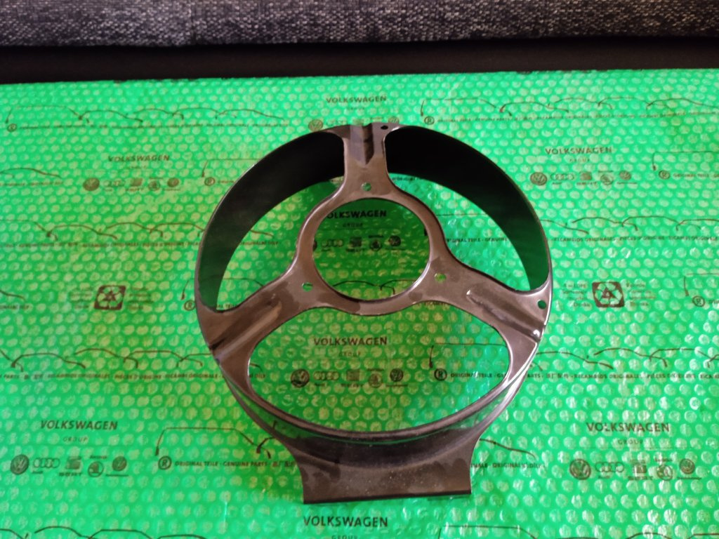 držák motorku chlazení Š120, Favorit, Felicia 6U0121207B