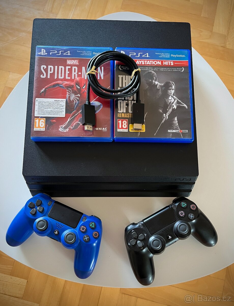 Playstation 4 (PS4 Pro 1 TB)