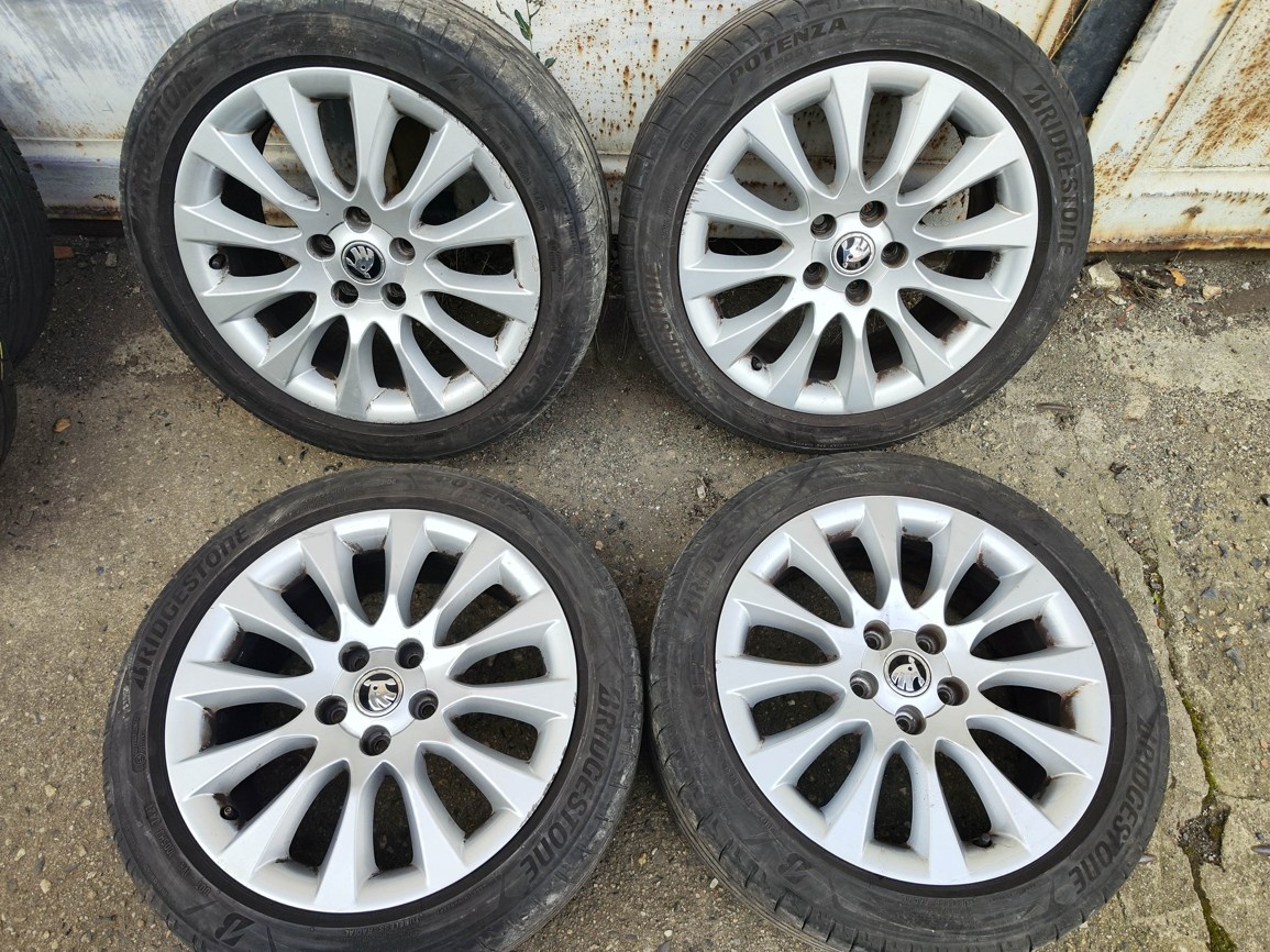 17"alu sada Laurel 5x112 origo Superb 2 Octavia 2 Golf 5 6