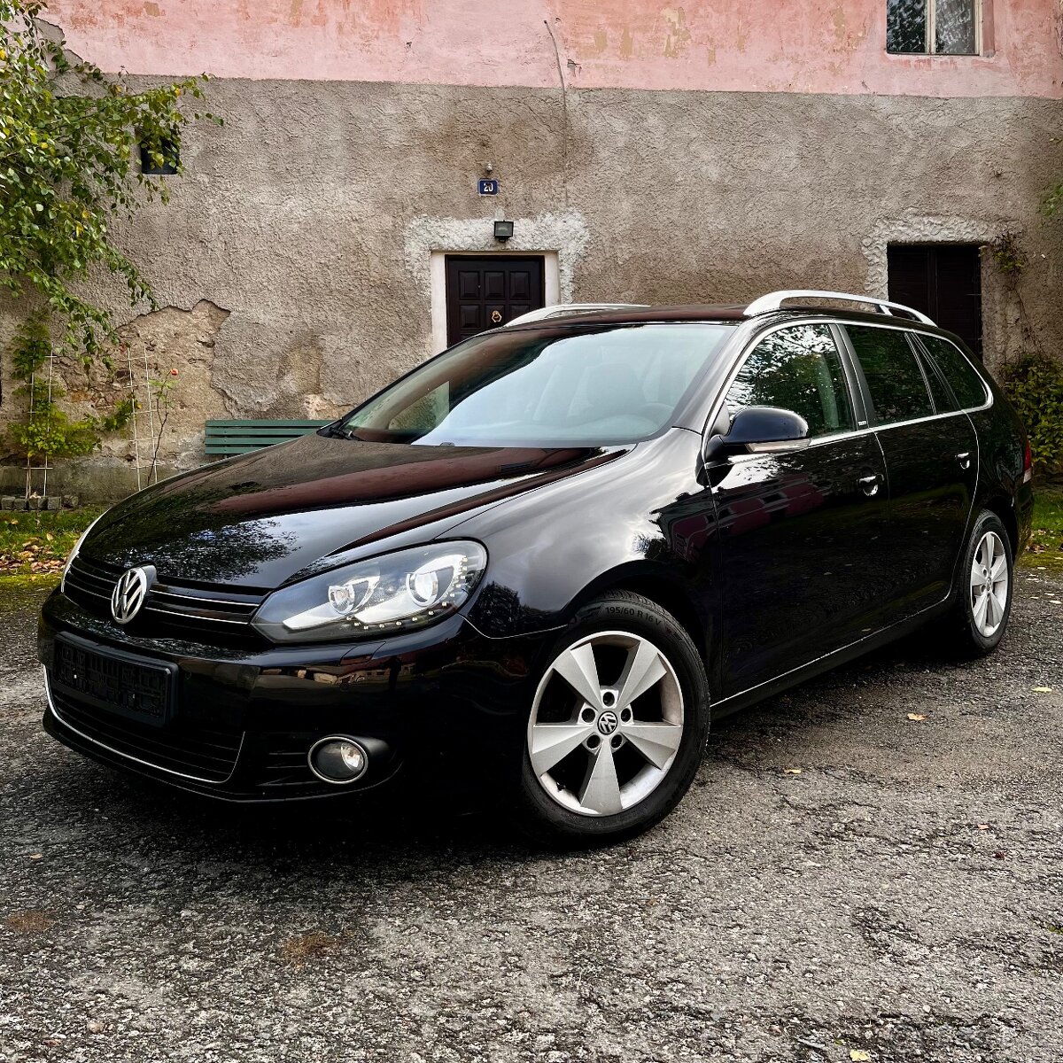 VW Golf 6 Combi Variant Style 1.2TSI 77kw, Xenony-LED