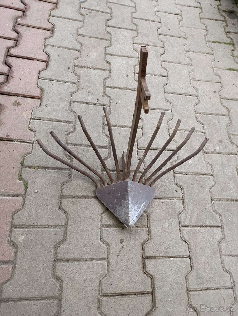 Prodám vyorávač brambor k Tera Vari systém