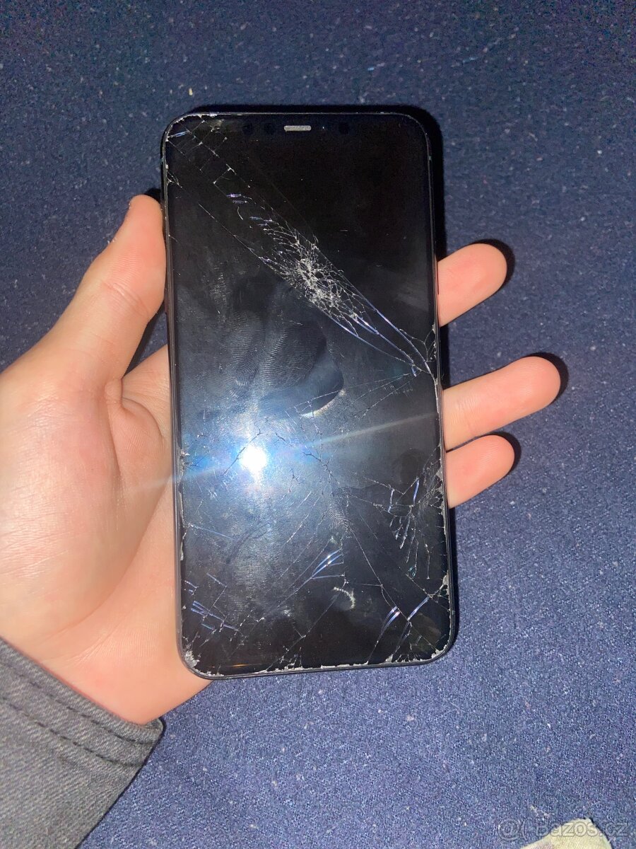Prodám iPhone 11 pro max