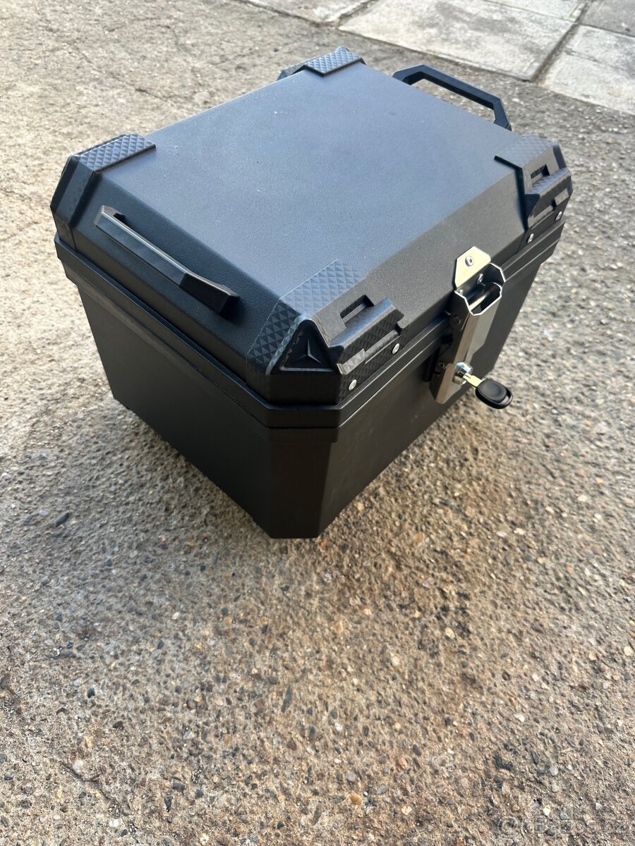 Top case kufr na motorku