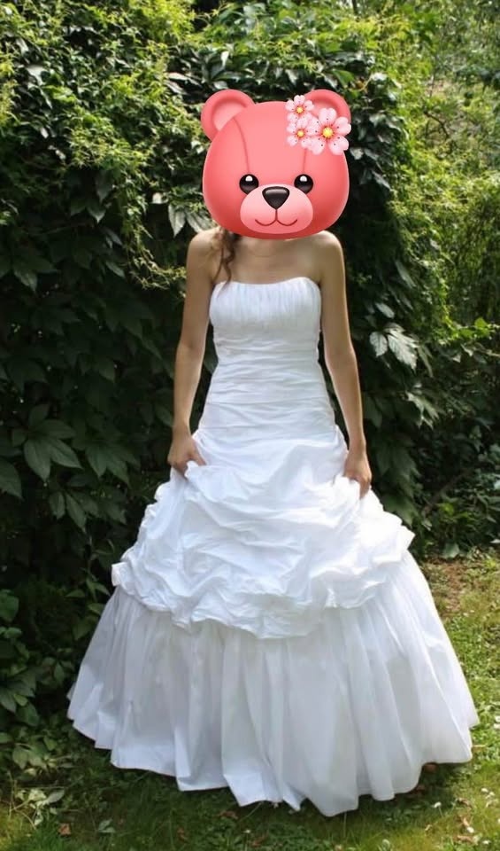 Svatební šaty vel. 38-42 řasené