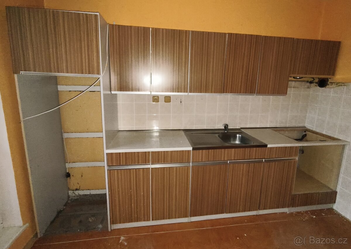 Velká kuchyňská linka