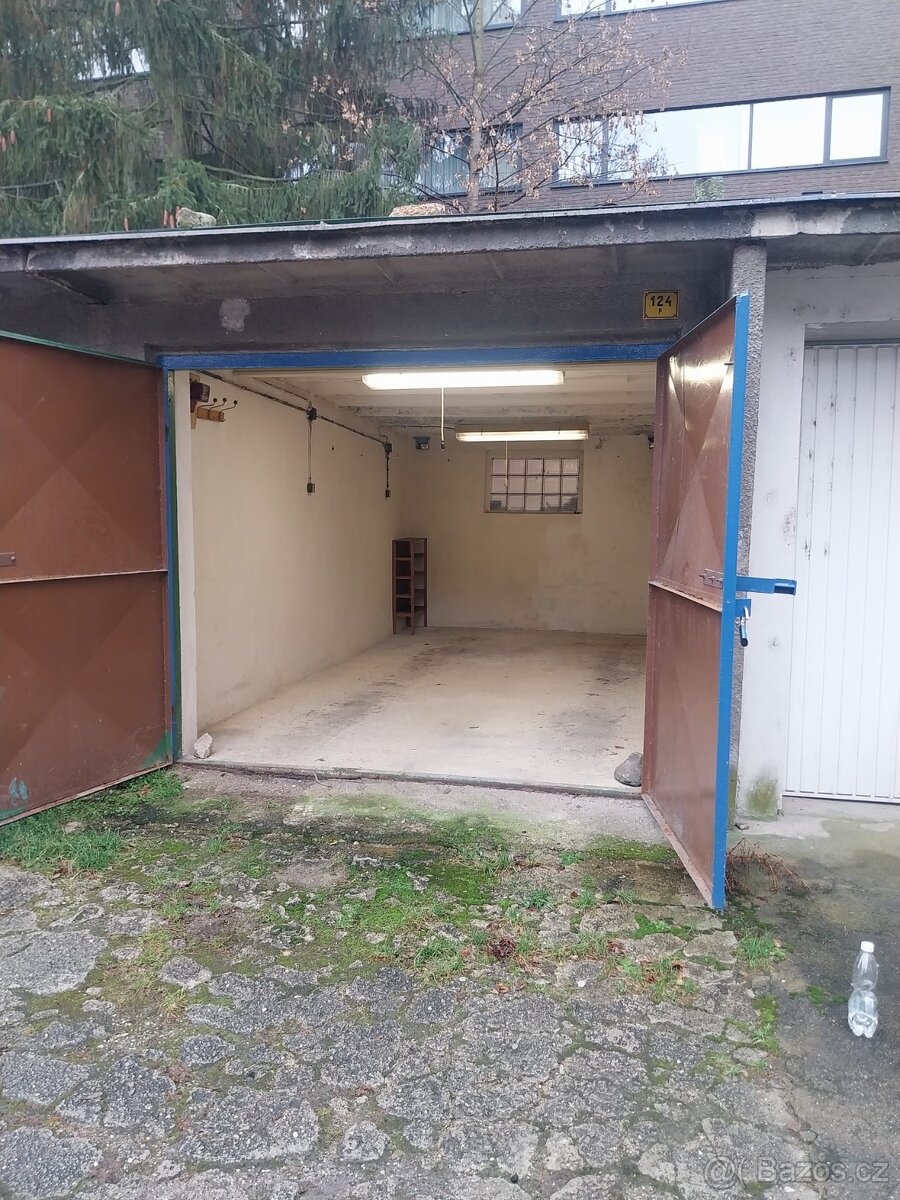 Garáž Děčín 1 centrum - pronájem