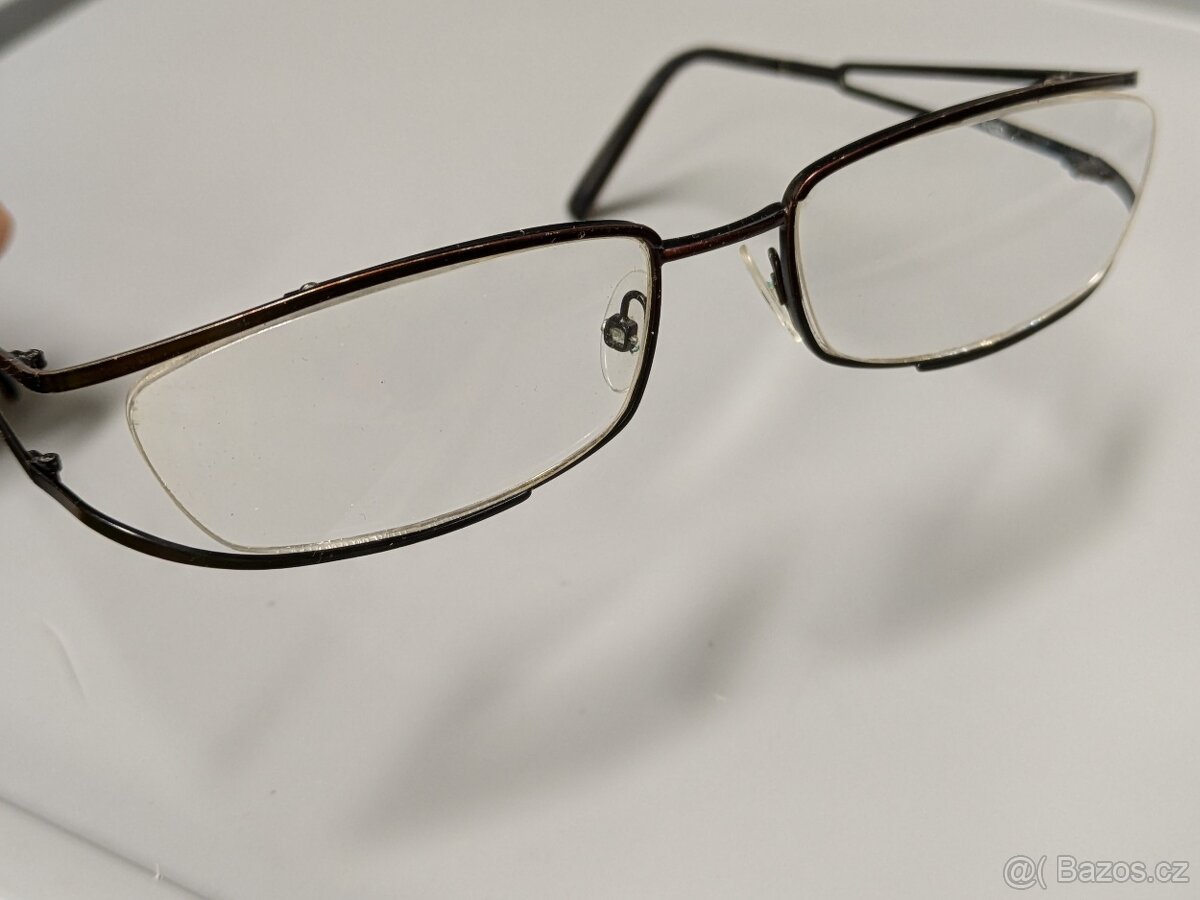Prodám brýlové obruby Safilo