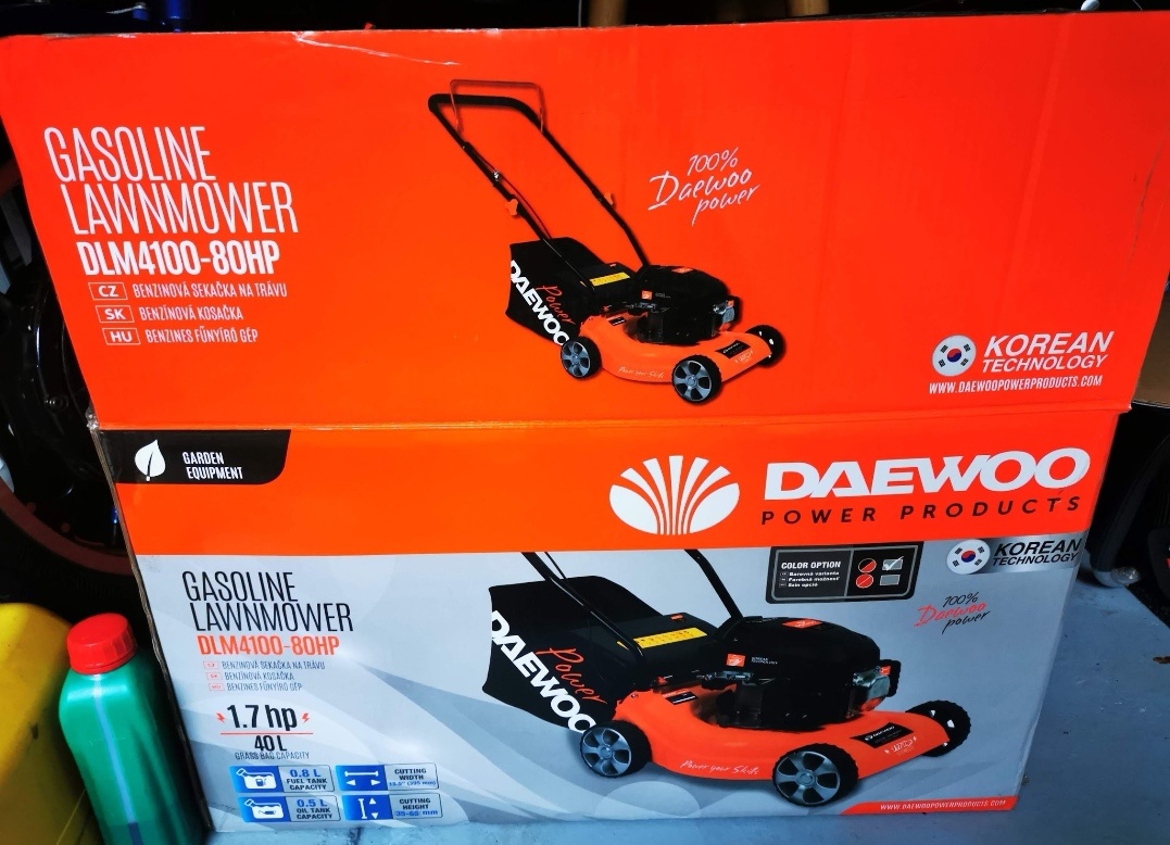 Benzínová sekačka Daewoo