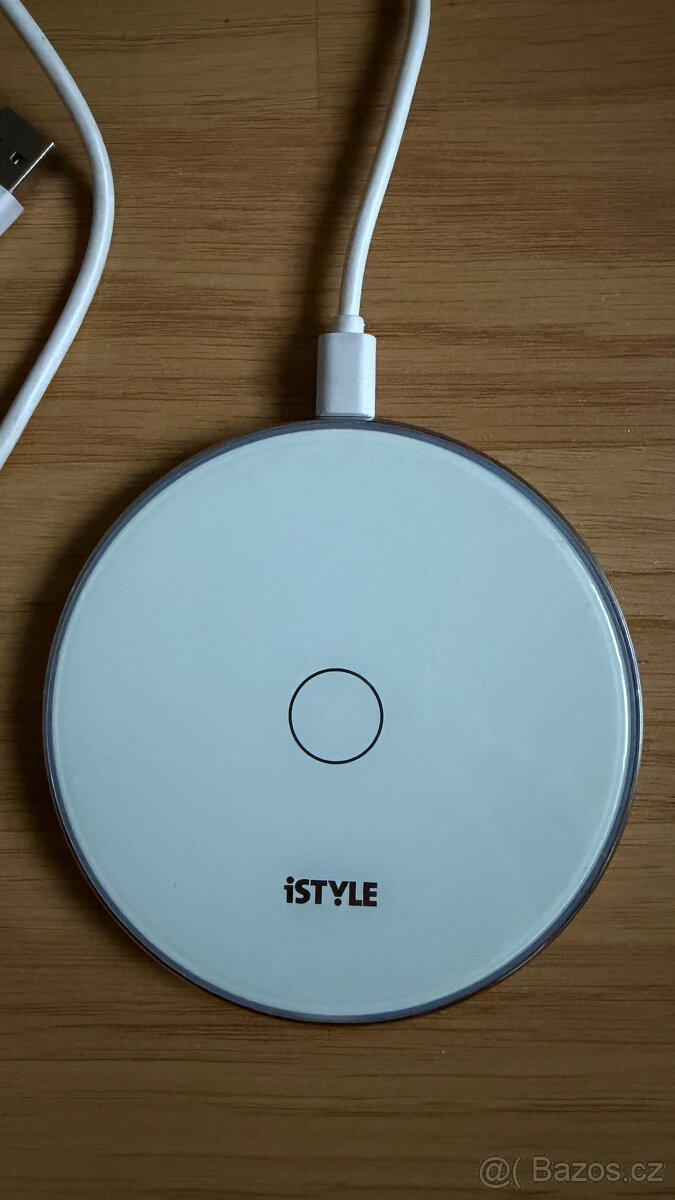 Bezdrátová nabíječka iSTYLE