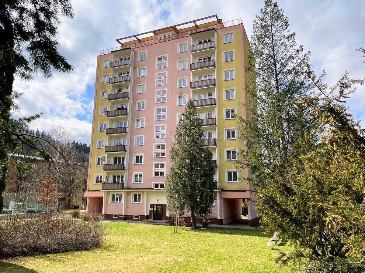 Prodej bytu 3+1 s balkonem ve Vsetíně