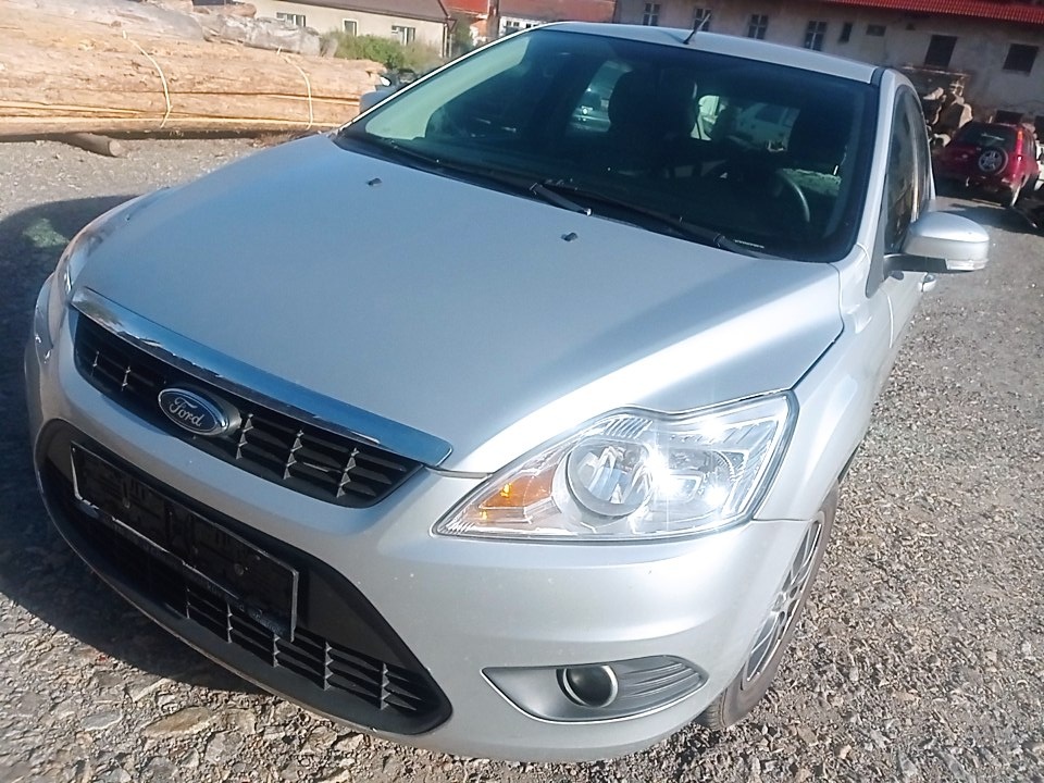Ford Focus II r.v. 08 1,6 74kW SHDA - náhradní díly
