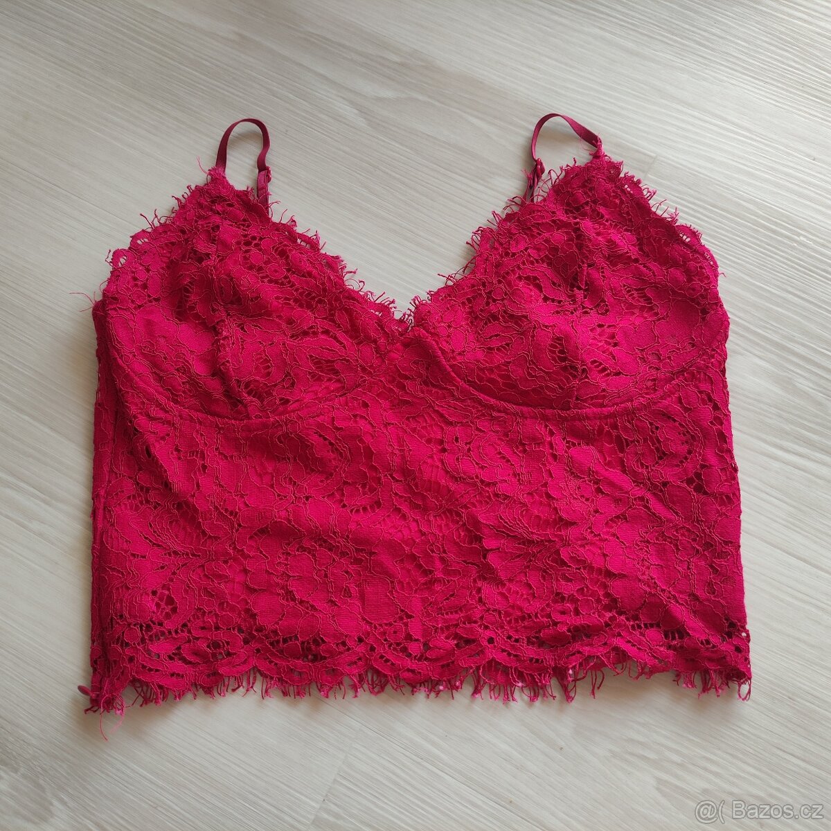 Červený croptop