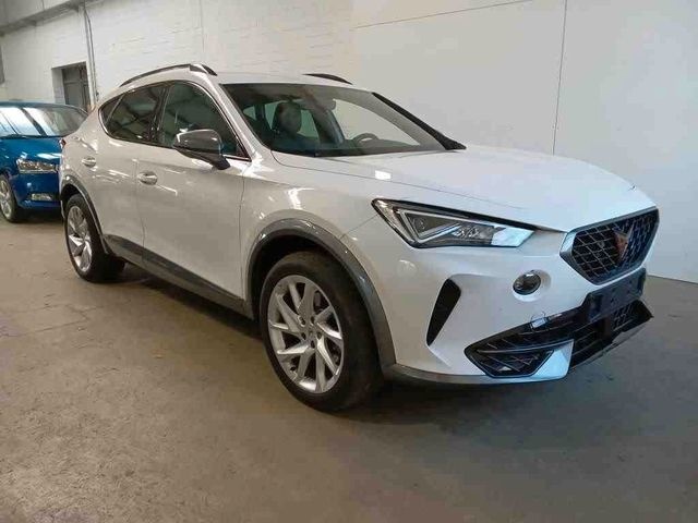 Cupra Formentor TSI 150kw e-hybrid,LED,keyless, virtual,ACC
