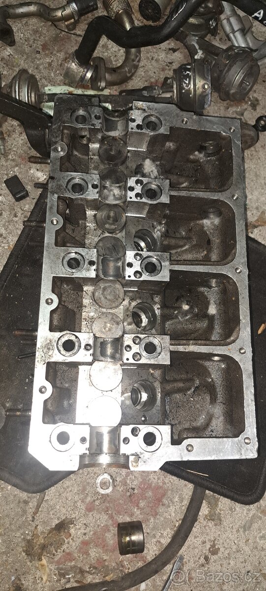 Hlava motoru audi vw skoda 1.9 tdi 77kw