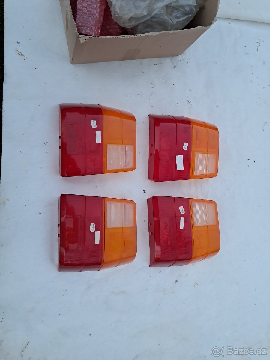 Fiat uno nepoužité kryty světel