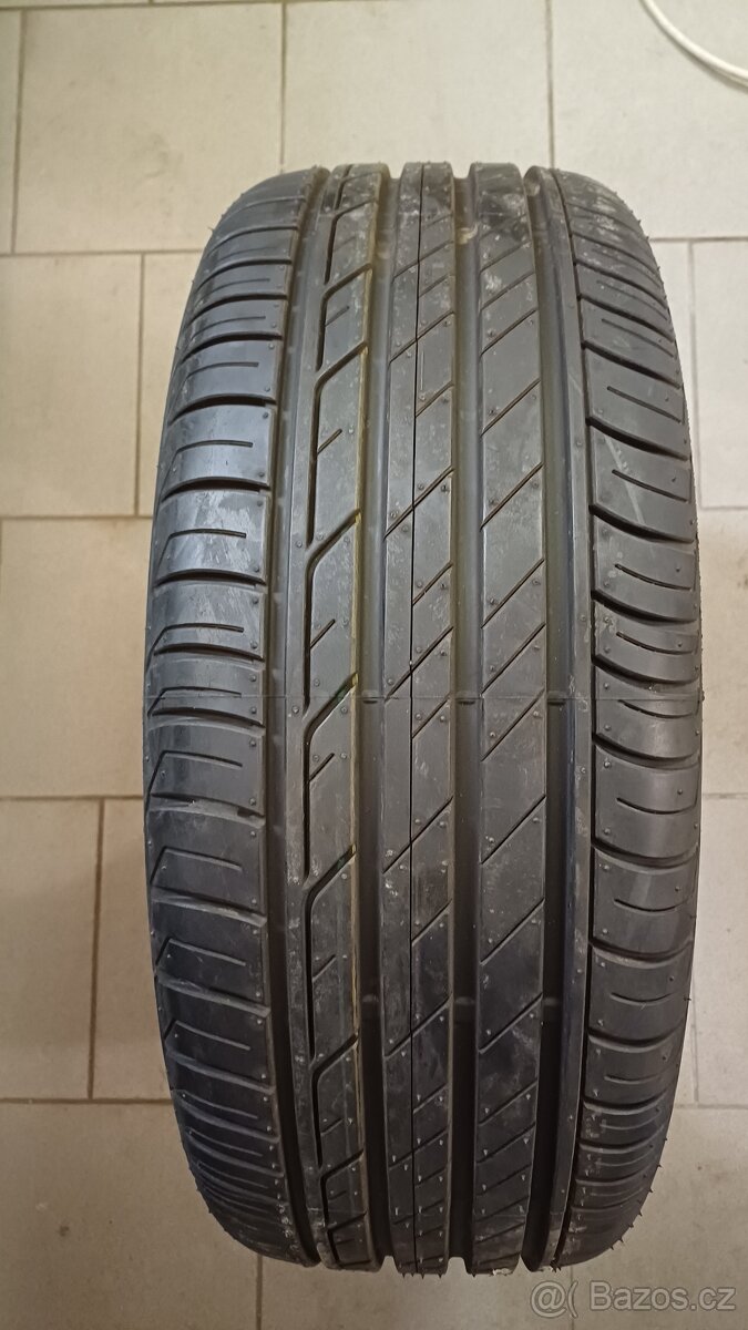 Letní pneu Bridgestone 225/55 R 17