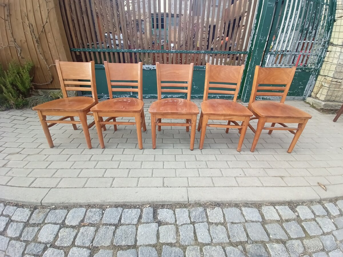 31x židle masivní dřevo