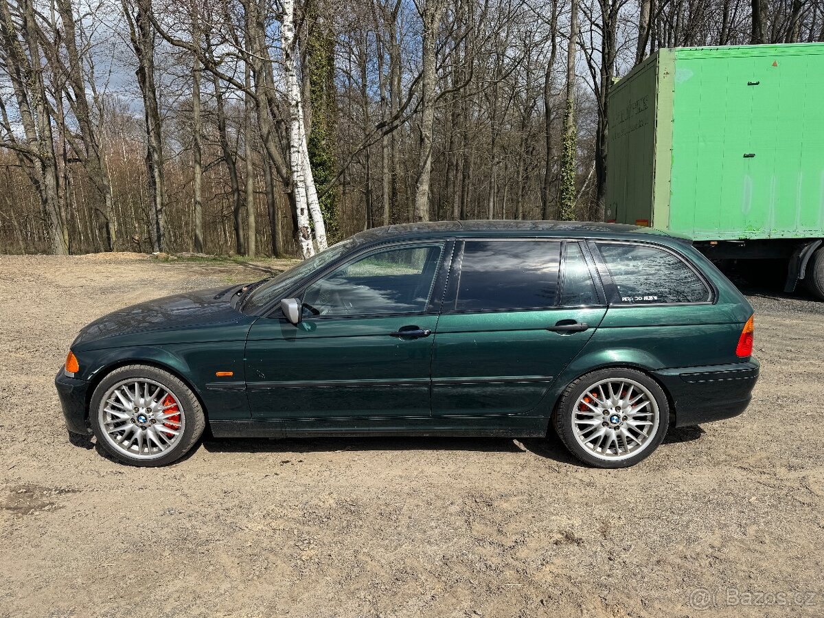 Bmw e46 325i M54b25 141kw