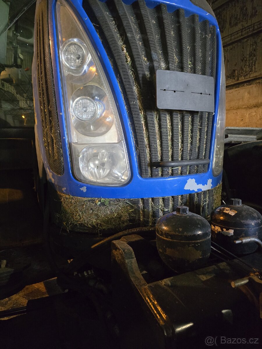 Kolový traktor