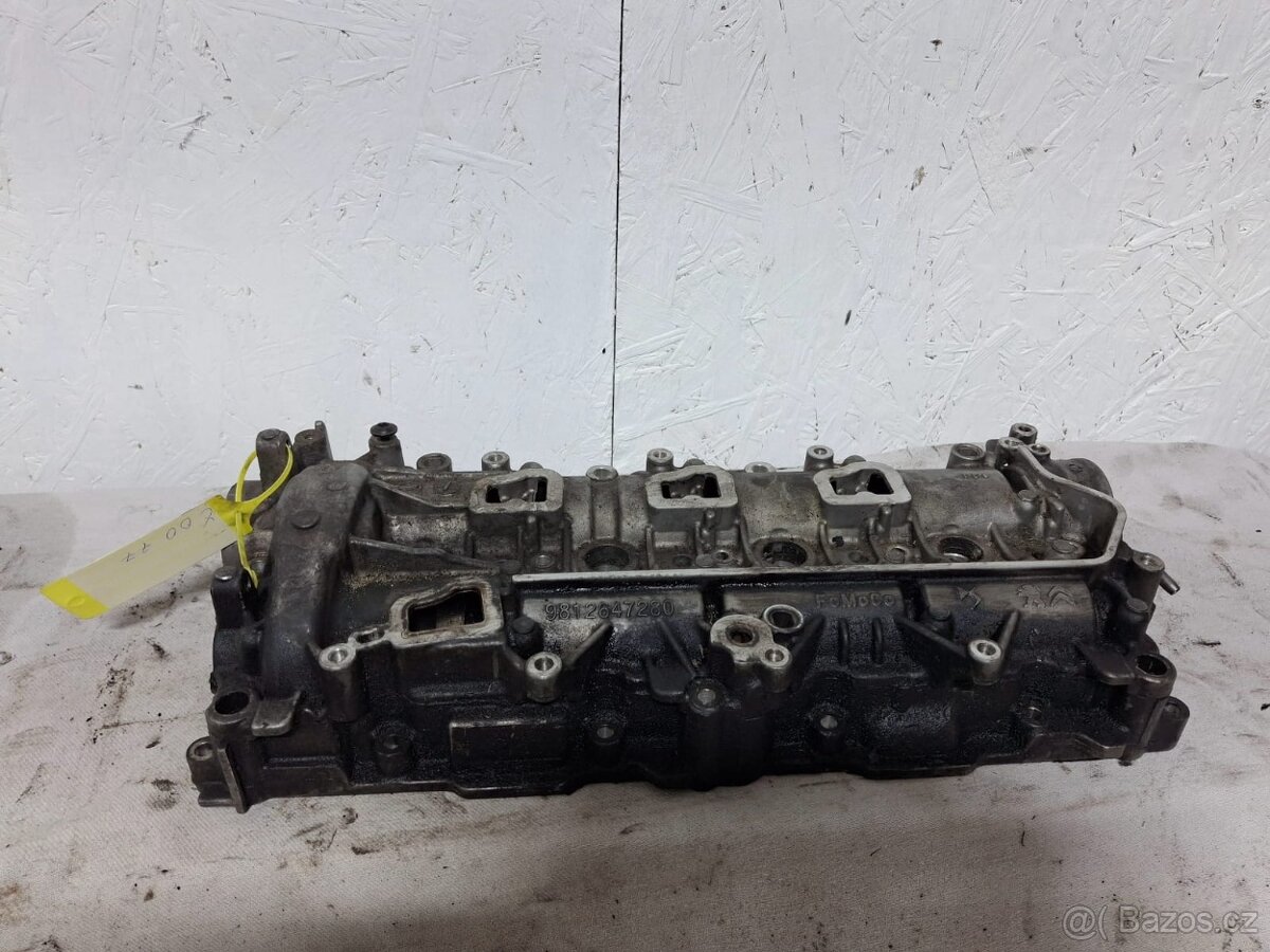 Sestava víka ventilů Peugeot/Citroen 9812647280