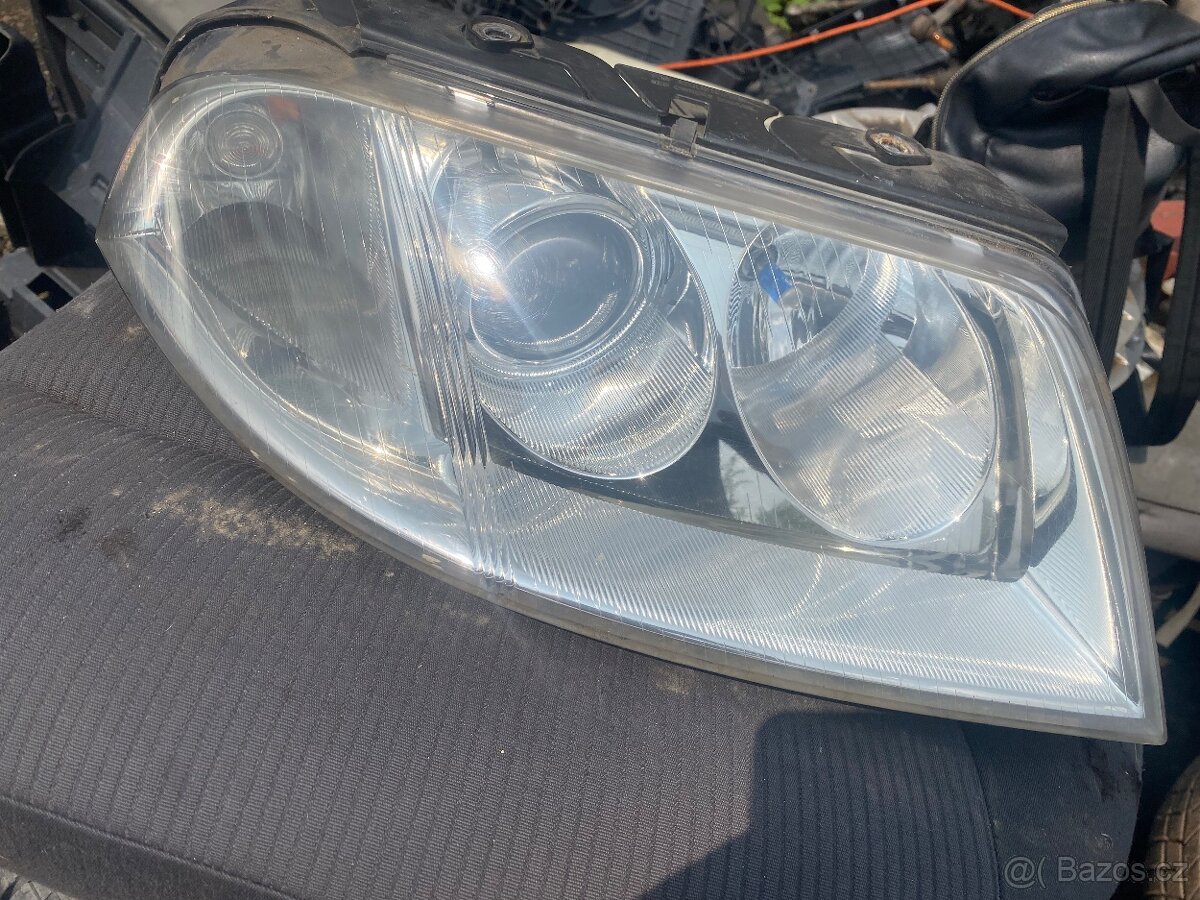 Originsl pravé přední světlo Passat B5,5