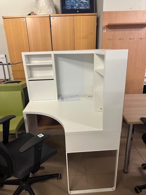 prodám rohový stolek IKEA
