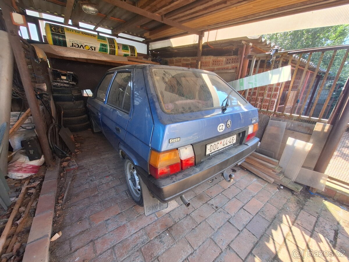 Škoda favorit lx