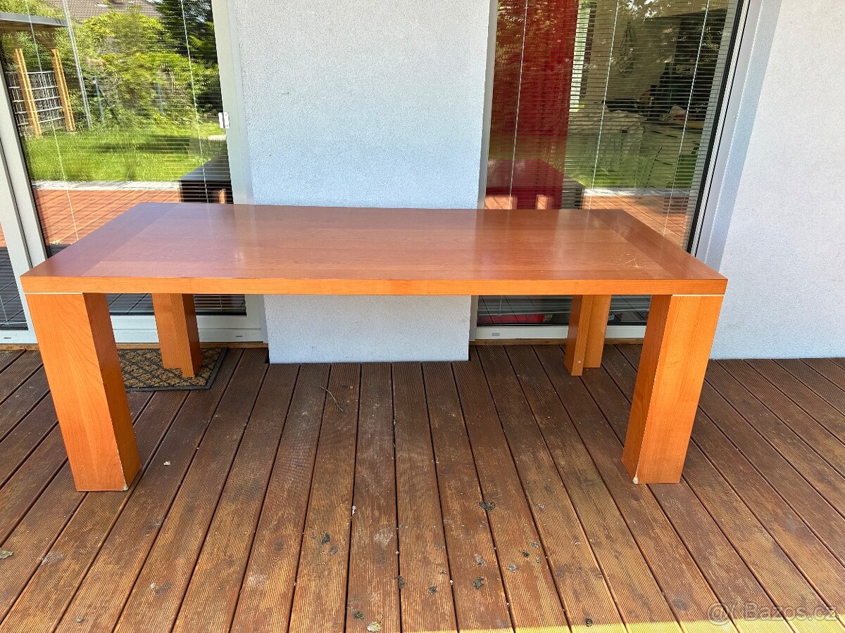 Velky jidelni stul 90x205 az pro 8 osob, sleva pres 80% PC