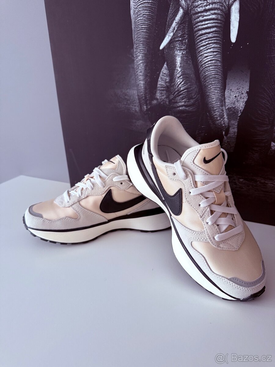 Prodám nově dámské boty Nike Phoenix Waffle