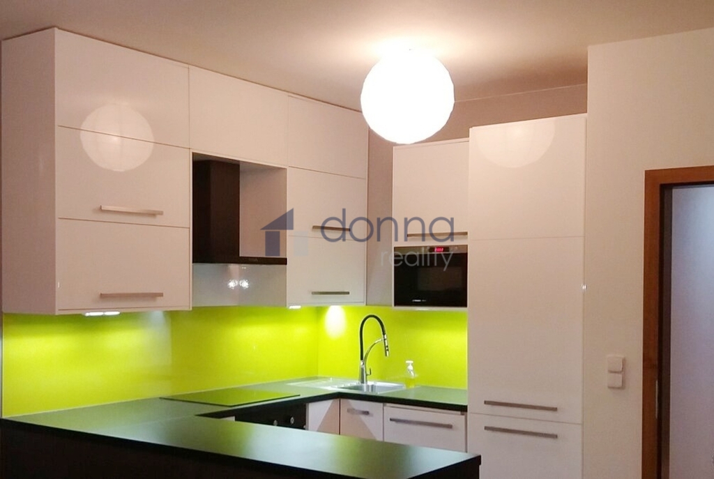 Pronájem bytu 3+kk/L,82m2, Praha 5 - Zličín, ul. Sazovická,