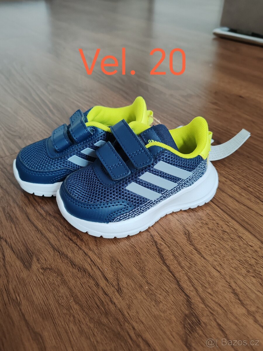 Nové adidas boty vel 20