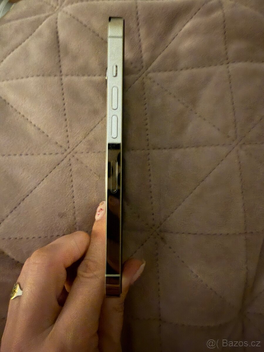 iPhone 13 Pro 256GB modrý, pěkný stav