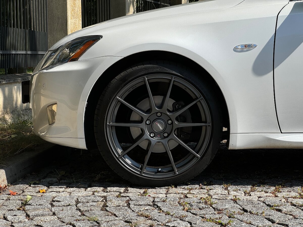 Sada kol R19 AUTEC WIZARD + Goodyear EAGLE F1 / Zimní cena