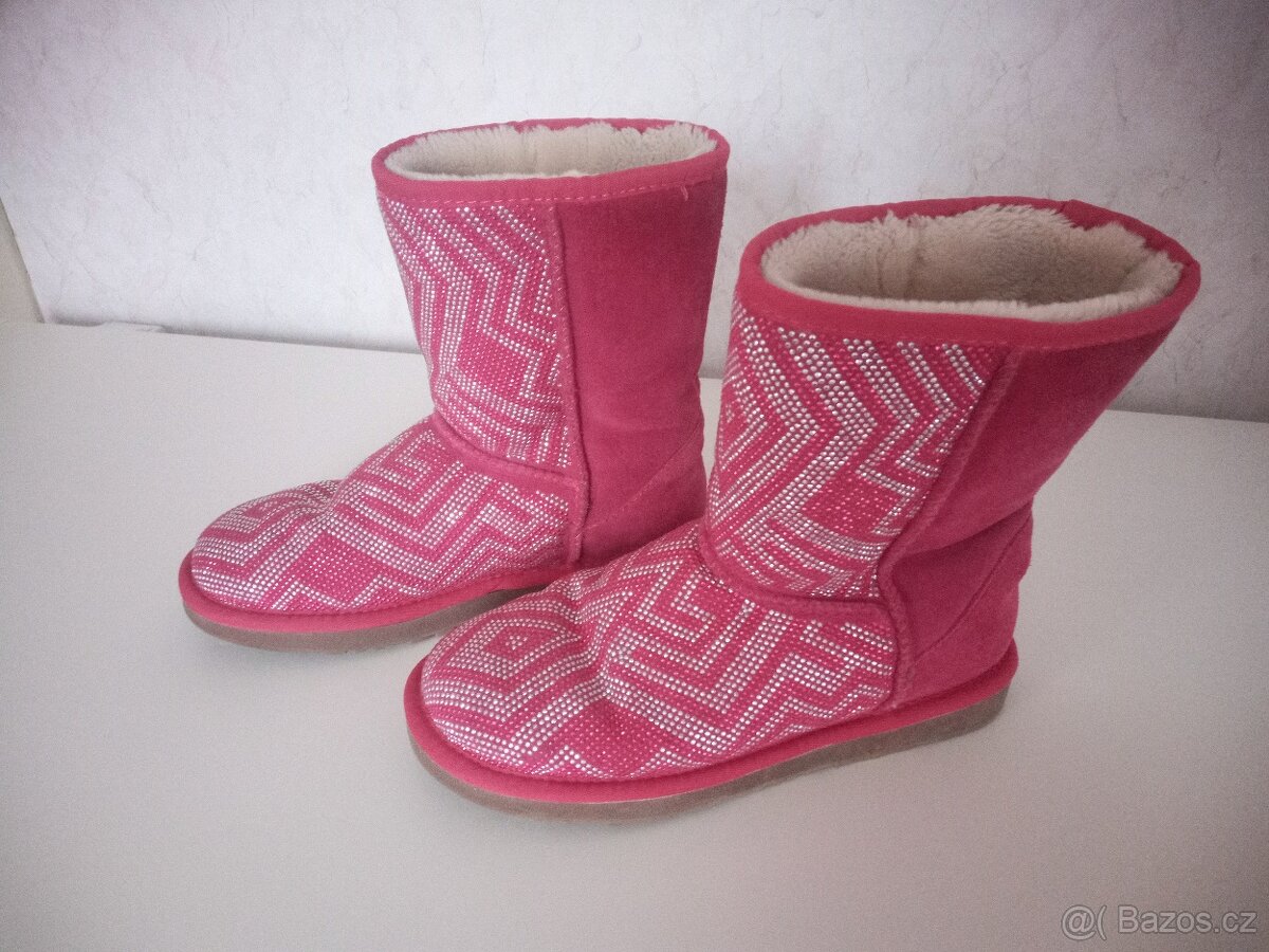 Dámské, dětské zimní boty, válenky s kožíškem. 38