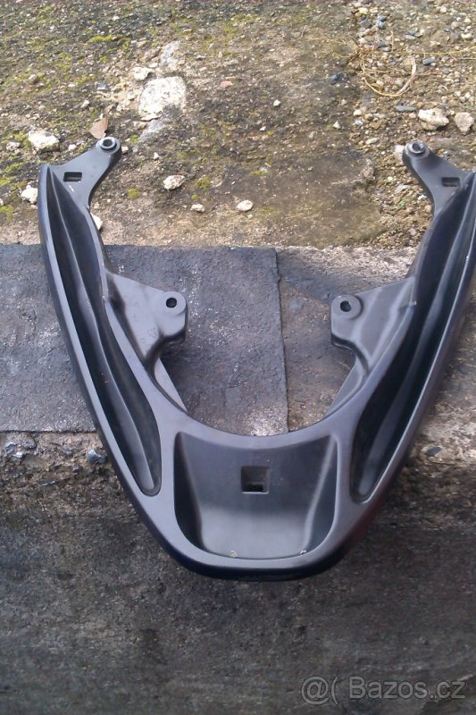 Vyztuha madla Honda PCX 125/150 madlo