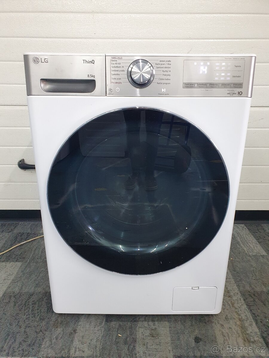 Pračka LG F28V9GW2W A+++