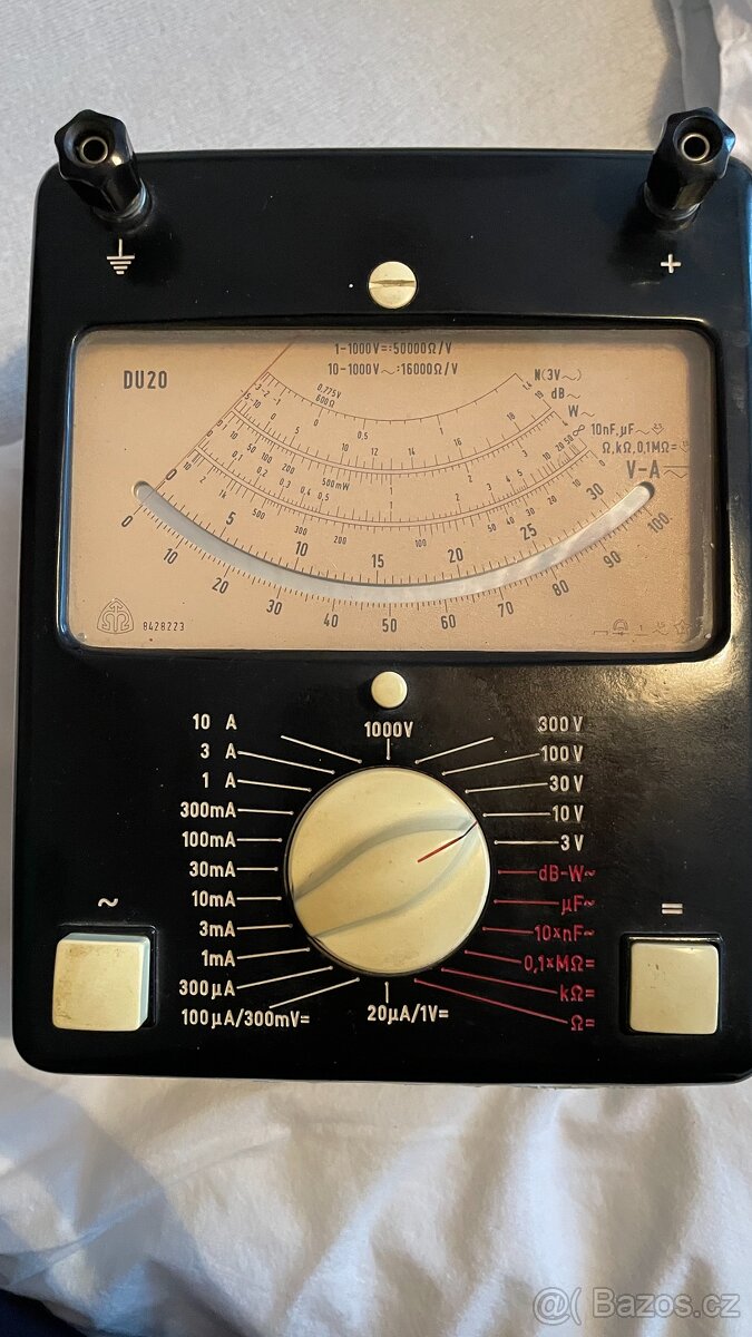 Univerzální měřící přístroj DU20