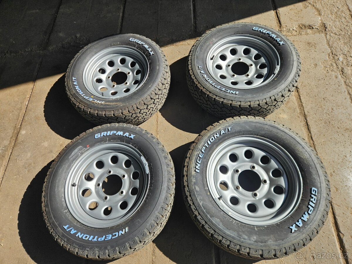 Nová sada disku 5x139,7mm s pneu 205/70/15 - Jimny
