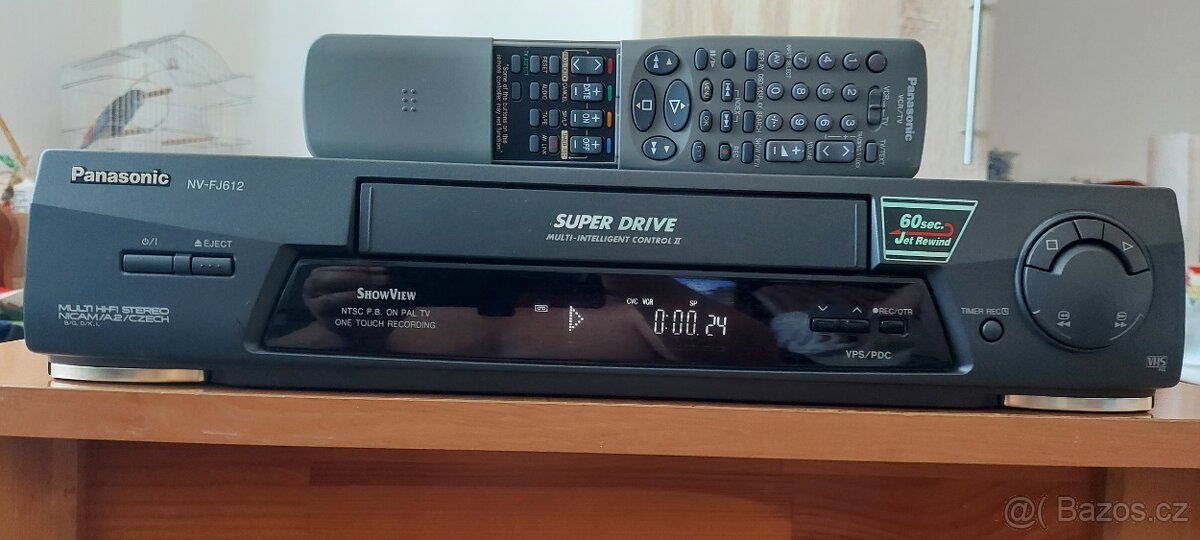 VIDEOREKORDÉR PANASONIC NV-FJ612EE-K