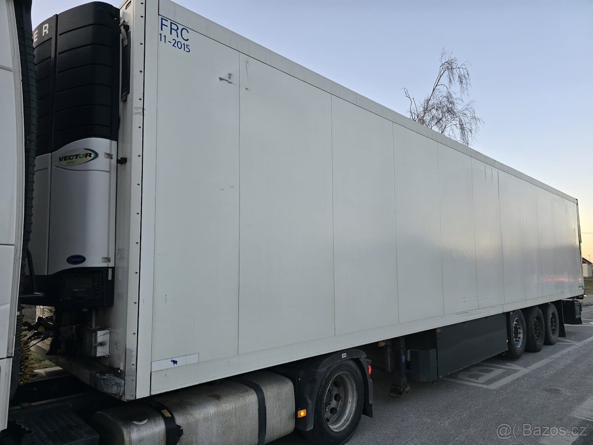 chladírenský návěs SCHMITZ r.2009, STANDART